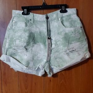💚Mustard Seed💚tye dye jean shorts💚
